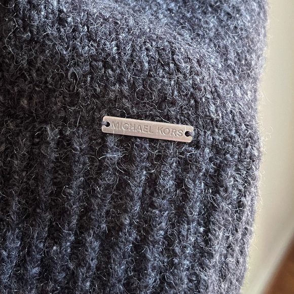 NWT Michael Kors V Neck Grey Black Wool Cotton Long Sleeve Sweater Hi-lo… - Picture 5 of 6